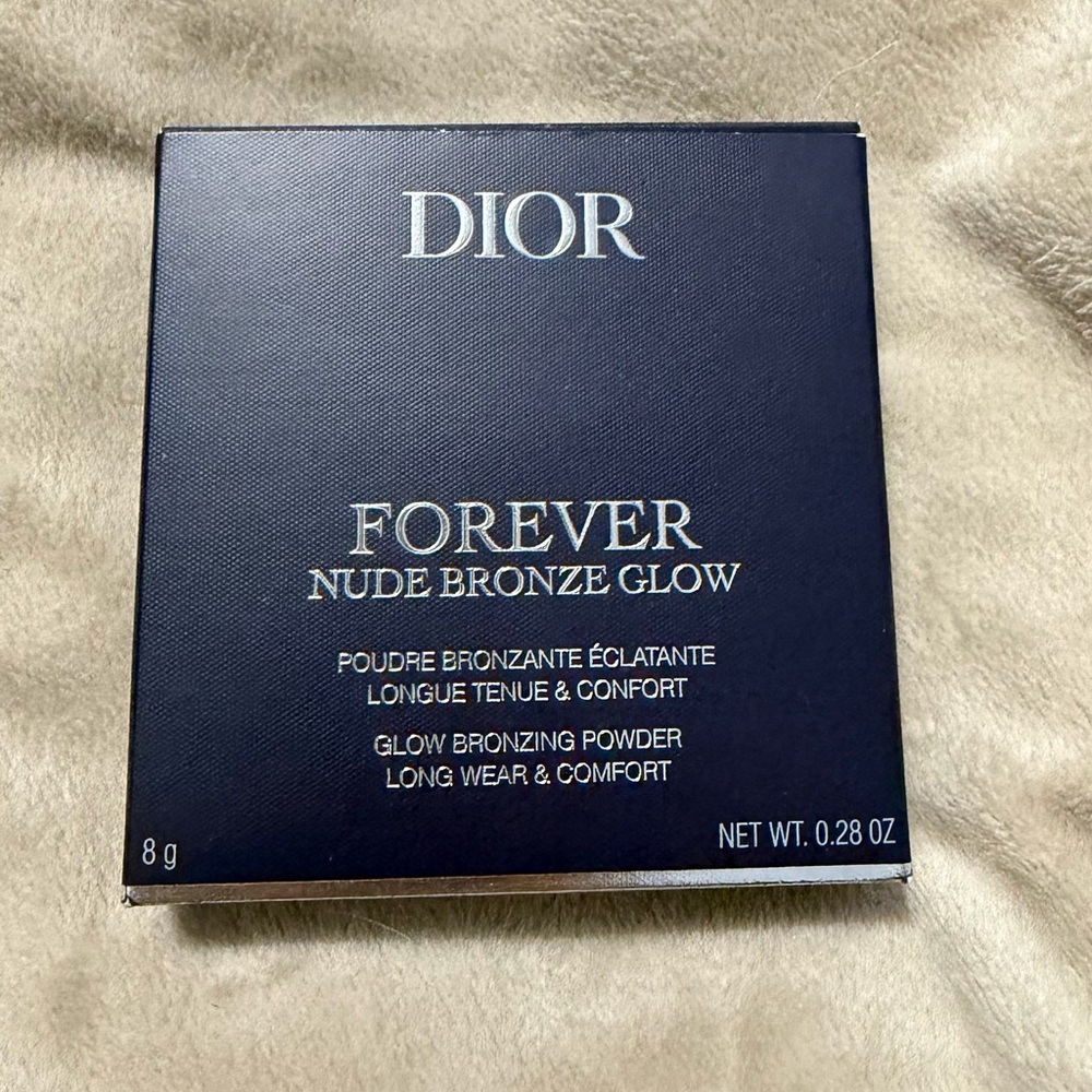 Dior Contour Palette with Bronze and Gold Hues - Picture 7 of 9